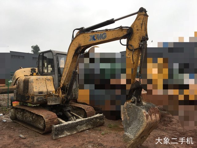 徐工 XE60 挖掘机