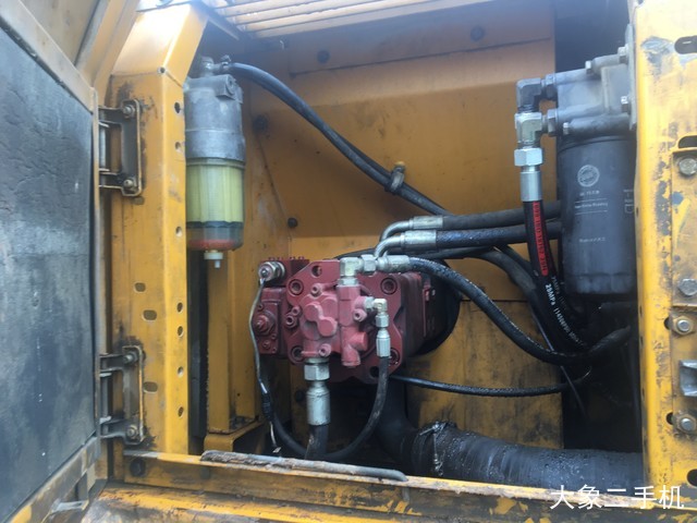 雷沃重工 FR170 挖掘机