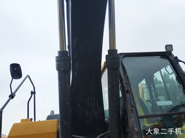 约翰迪尔 E210 LC 挖掘机