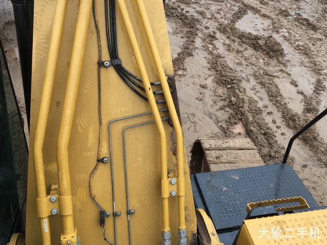 卡特彼勒 330D2L液压 挖掘机