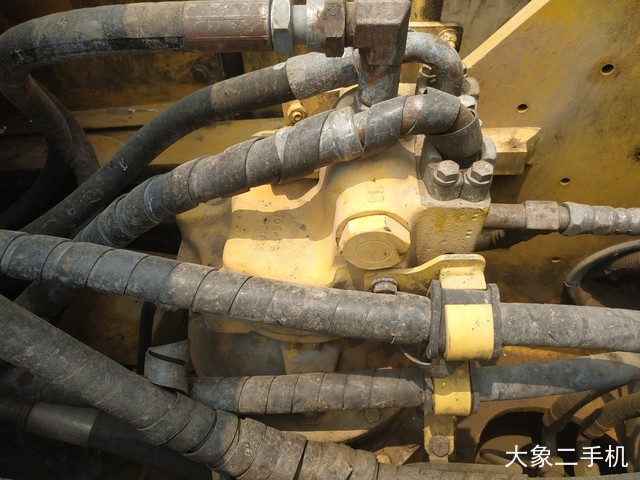 小松 PC220-8M0 挖掘机