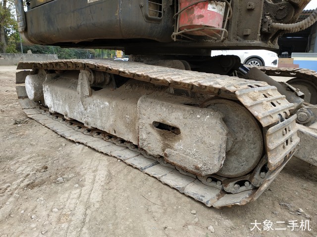 现代 R60-7 挖掘机