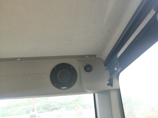 山河智能 SWE230LC 挖掘机