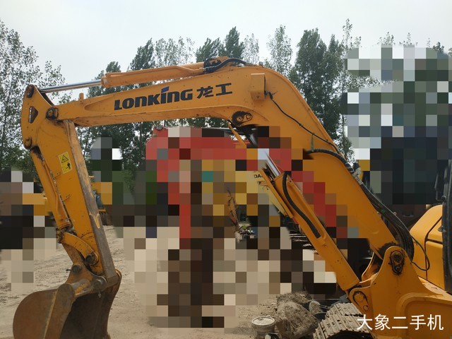 龙工 LG6060D 挖掘机