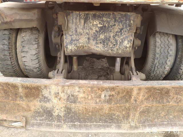 日立 ZX130W 挖掘机