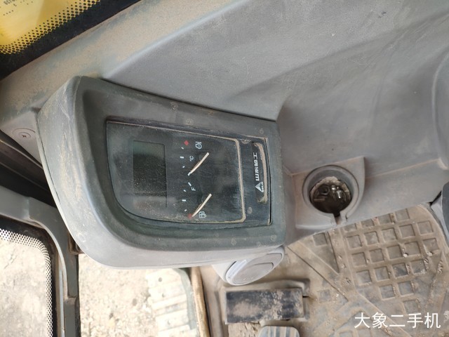 山东临工 LG690E 挖掘机