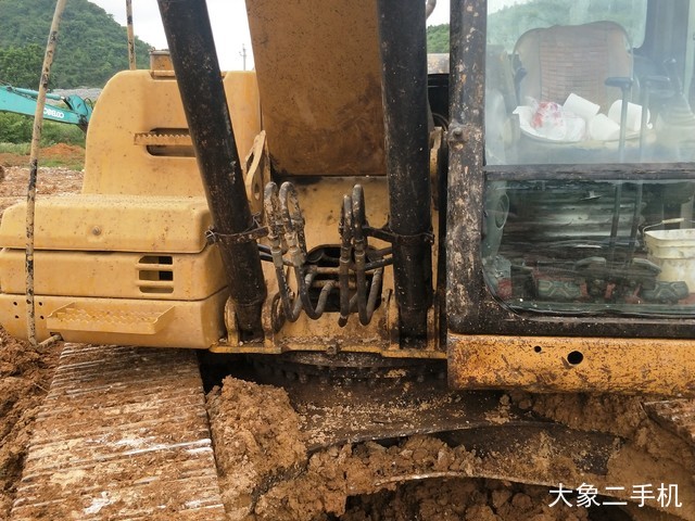 卡特彼勒 320DL液压 挖掘机