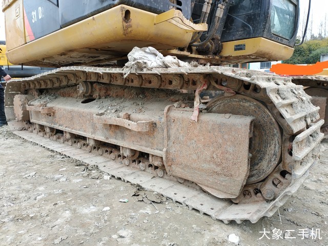 卡特彼勒 313D2小型液压 挖掘机