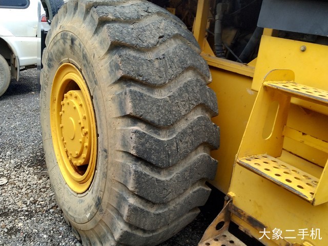 山推 SR22M 压路机