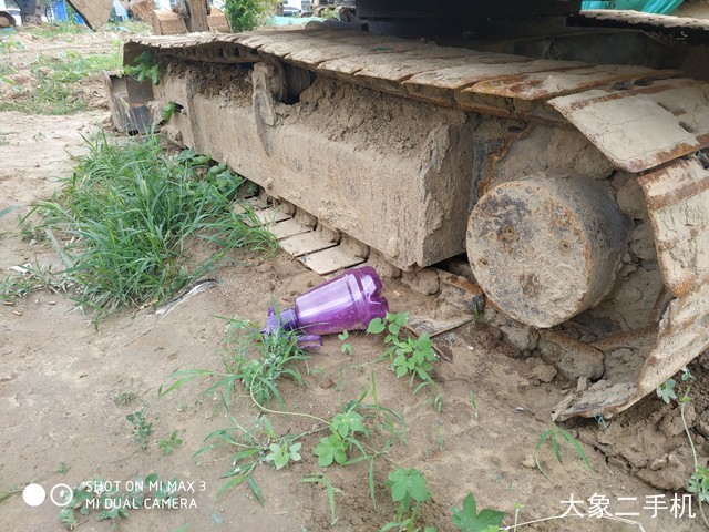 现代 R60-9 挖掘机