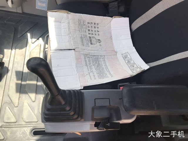 卡特彼勒 320EL 挖掘机