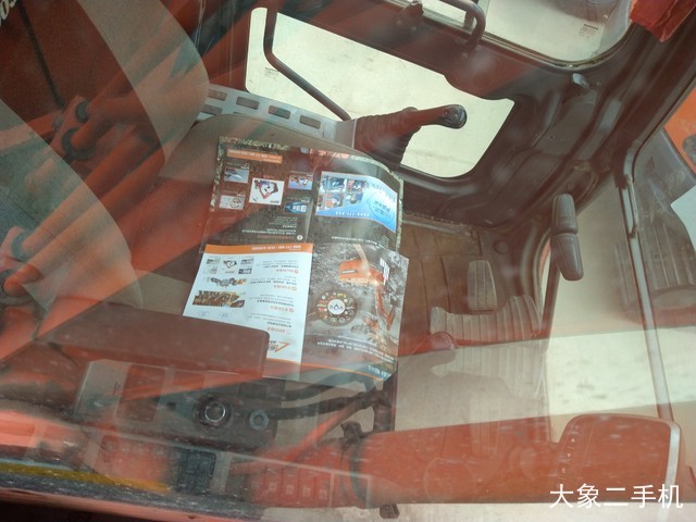 斗山 DX120 挖掘机