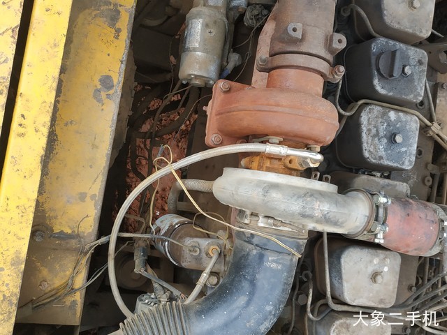 三一重工 SY215C-8 挖掘机