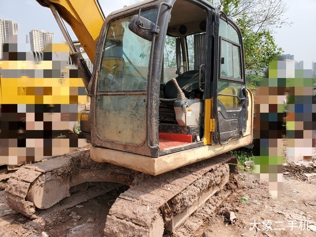 徐工 XE80C 挖掘机