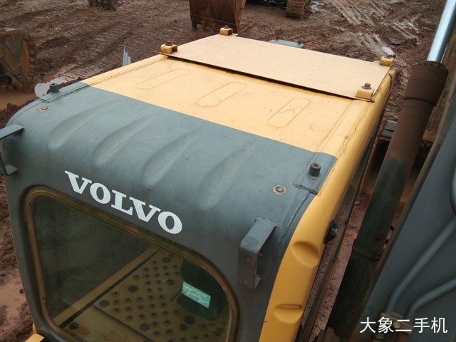 沃尔沃 EC290BLC 挖掘机