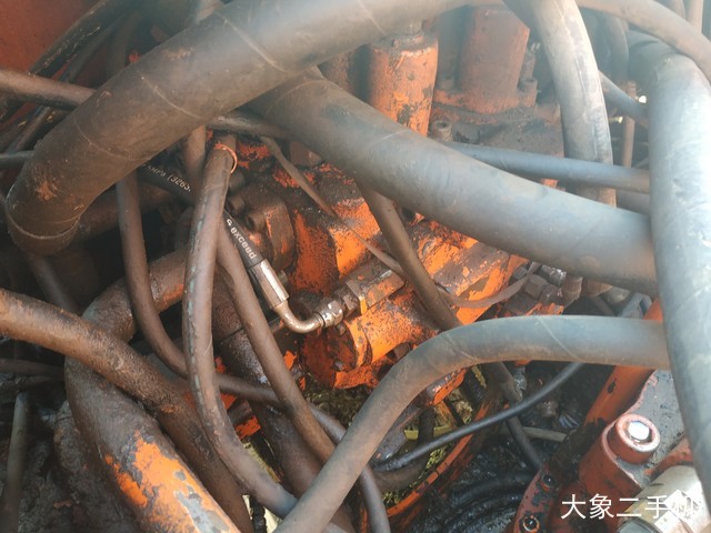 斗山 DH200-5 挖掘机