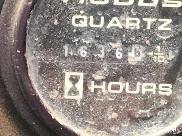 现代 R215-7C 挖掘机