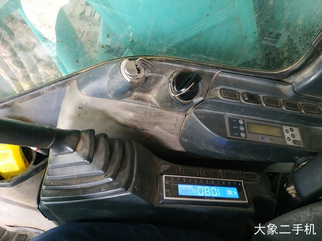 神钢 SK260LC-8 挖掘机