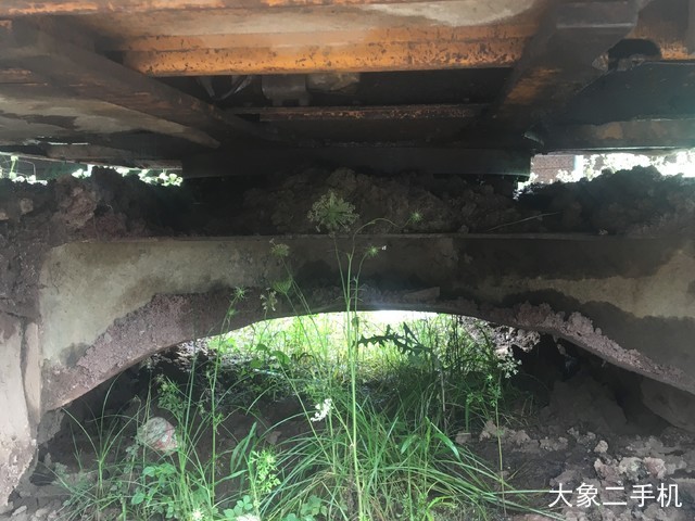 雷沃重工 FR170 挖掘机