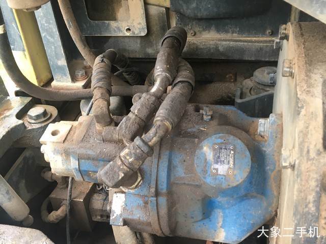 现代 R60-9 挖掘机