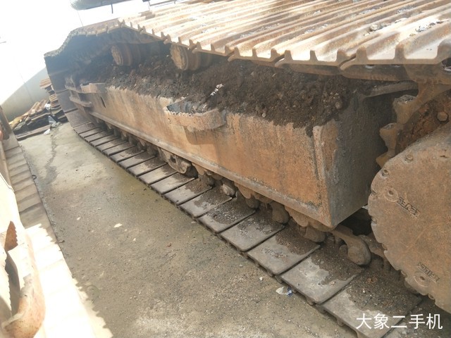 三一重工 SY215C-9 挖掘机