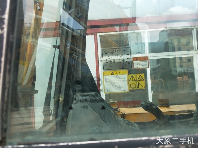 龙工 LG6060 挖掘机