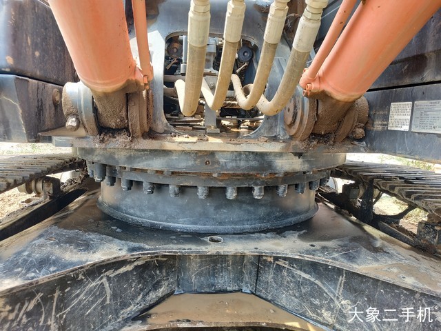 日立 ZX240-5A 挖掘机