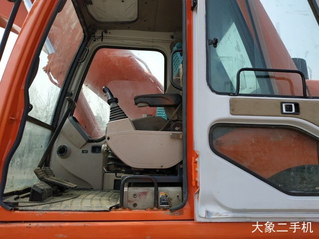 斗山 DH225LC-7 挖掘机