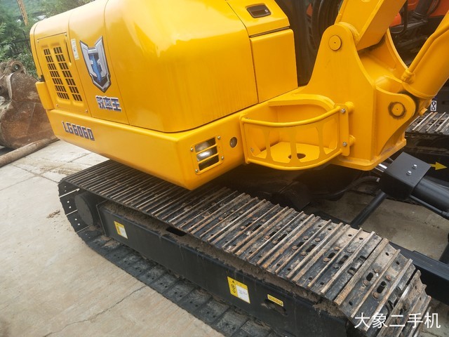 龙工 LG6060 挖掘机