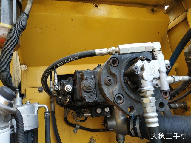 神钢 SK350LC-8 挖掘机