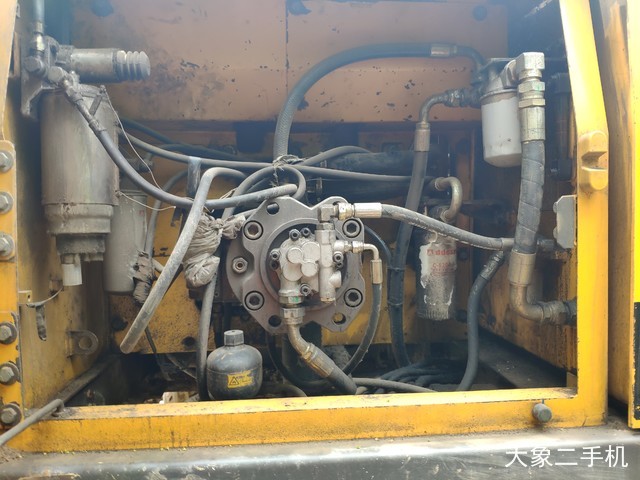 山东临工 LG6250 挖掘机