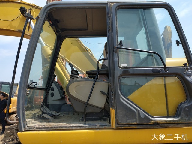 住友 SH210-5 挖掘机