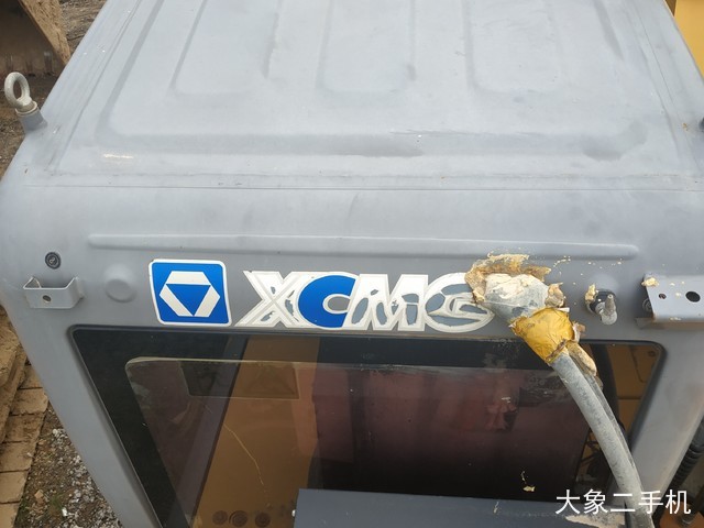 徐工 XE370CA 挖掘机