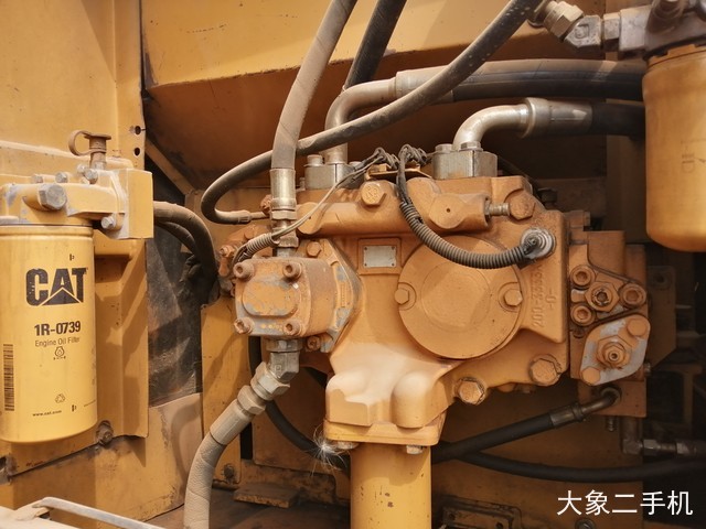 卡特彼勒 323DL 挖掘机