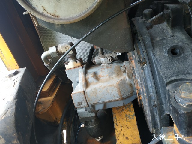 雷沃重工 FR85-7 挖掘机