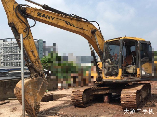 三一重工 SY155C 挖掘机