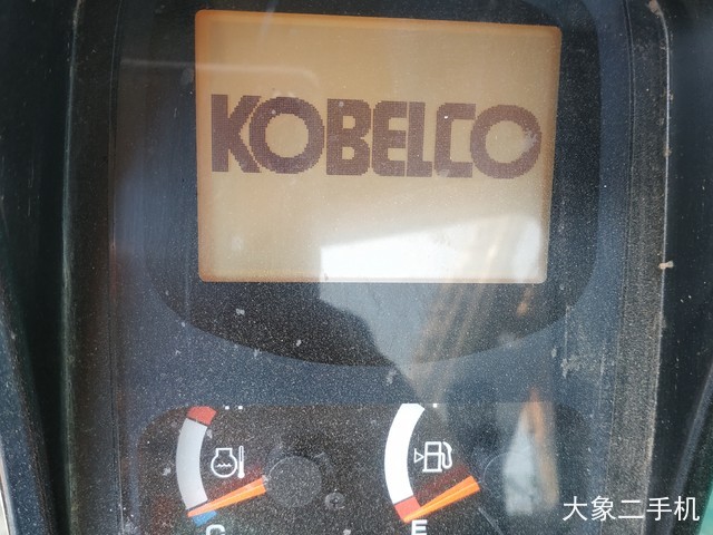 神钢 SK260LC-8 挖掘机