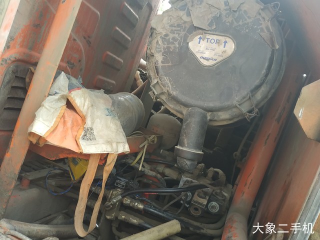 斗山 DH225LC-9 挖掘机