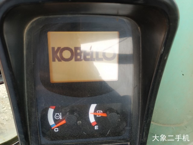 神钢 SK260LC-8 挖掘机