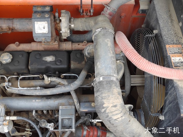 斗山 DX260LC 挖掘机