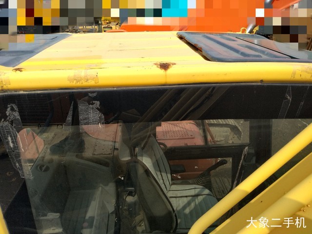 小松 PC240LC-8 挖掘机