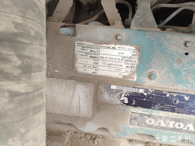 沃尔沃 EC300DL 挖掘机