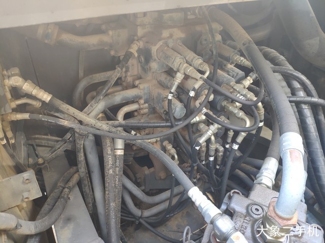 住友 SH200A5 挖掘机