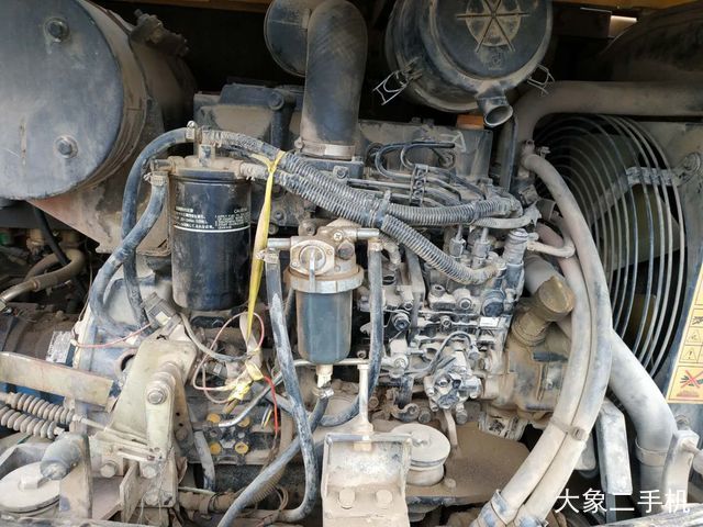 现代 R60-7 挖掘机