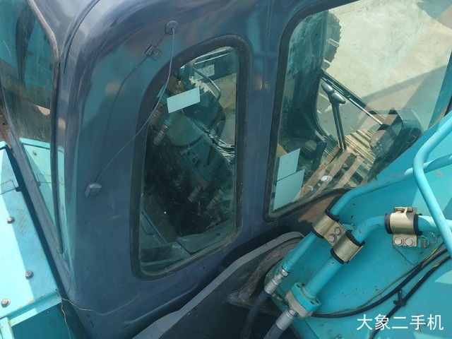 神钢 SK260LC-8 挖掘机