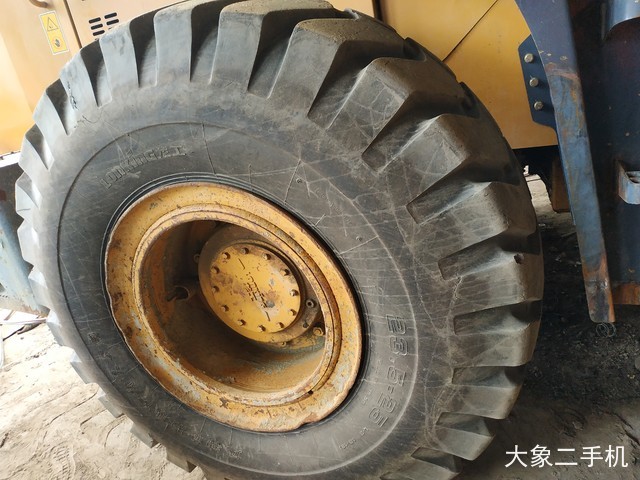 龙工 LG853B 装载机