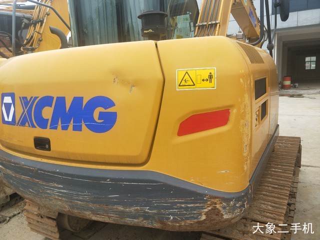 徐工 XE75G 挖掘机