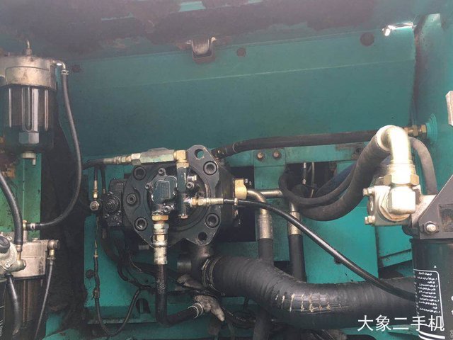 神钢 SK260LC-8 挖掘机
