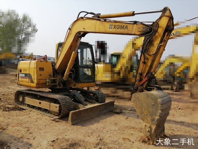 厦工 XG808 挖掘机
