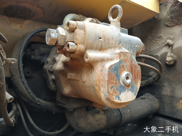 小松 PC220LC-6 挖掘机